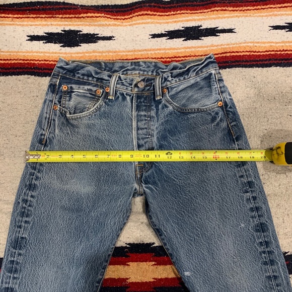 ❌SOLD❌ Vintage Levi’s 501 (Bundle + Save) - Picture 3 of 5